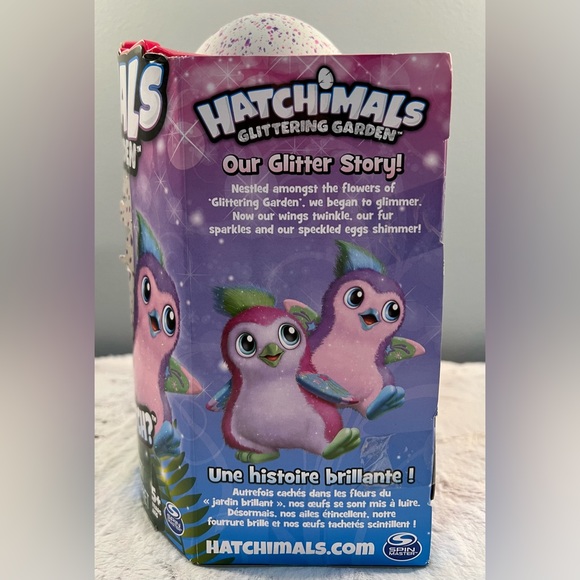 Hatchimals Glittering Garden's Sparkly Pengula, Hatching Egg, Interactive Pet - Picture 3 of 6